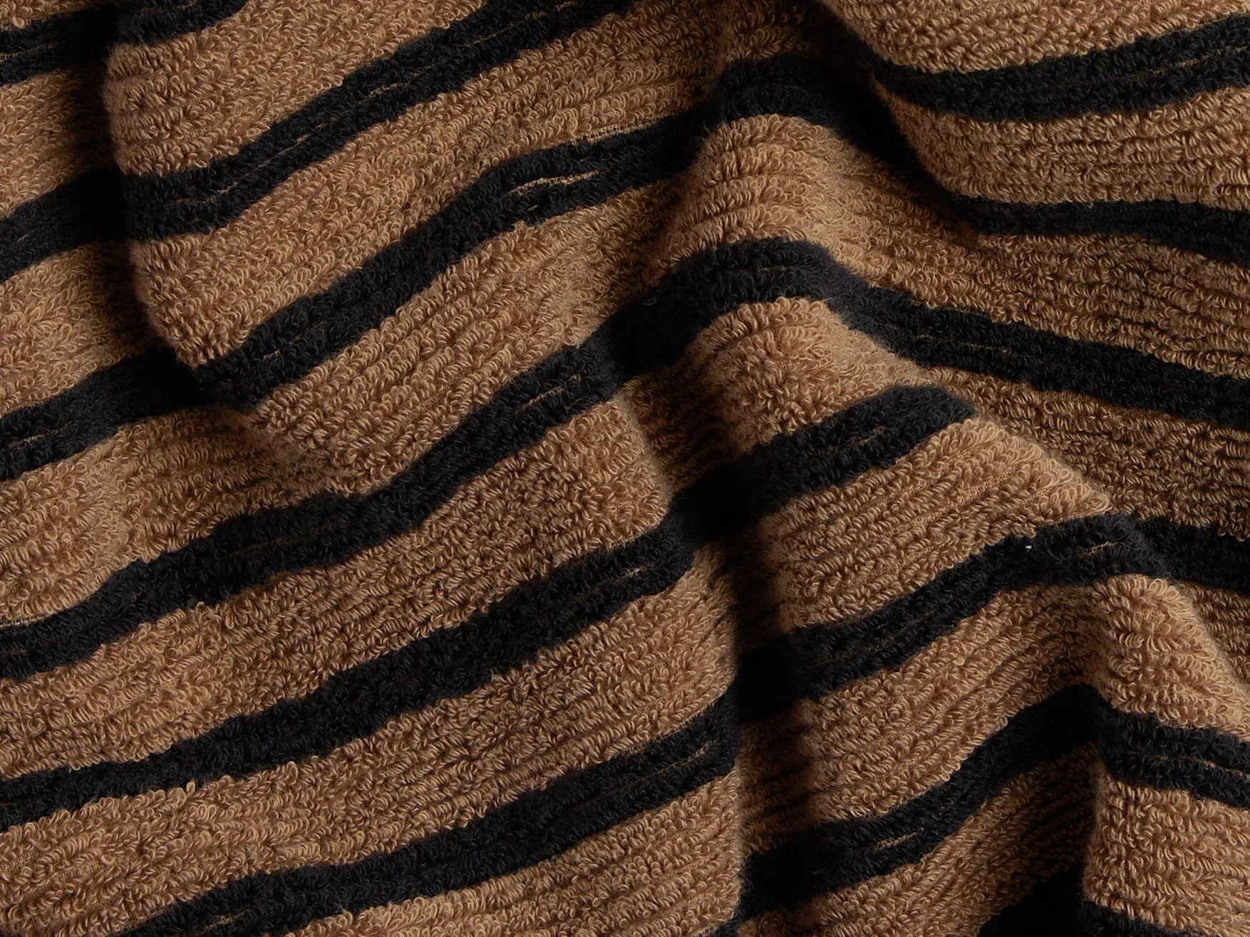 2+2 Organic Resort Stripe Bath Bundle - Camel with Soft Black - Image 3