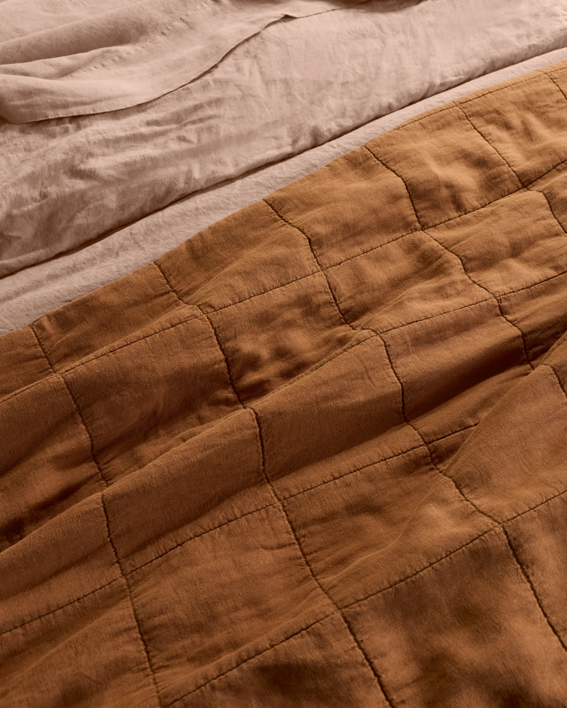 Linen Box Quilt (Tobacco) - Image 5