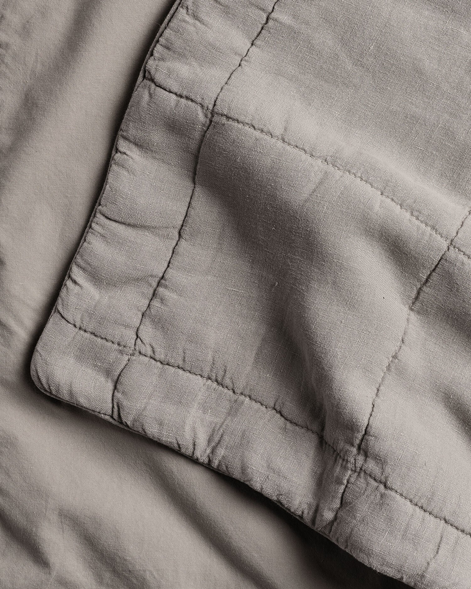 Linen Box Quilted Sham Set (Pebble) - Image 3