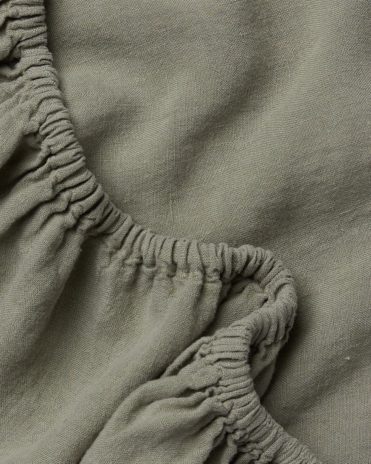 Linen Fitted Sheet (Moss) - Image 3