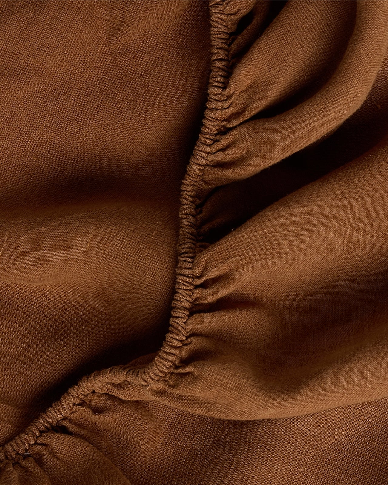 Linen Fitted Sheet (Tobacco) - Image 3