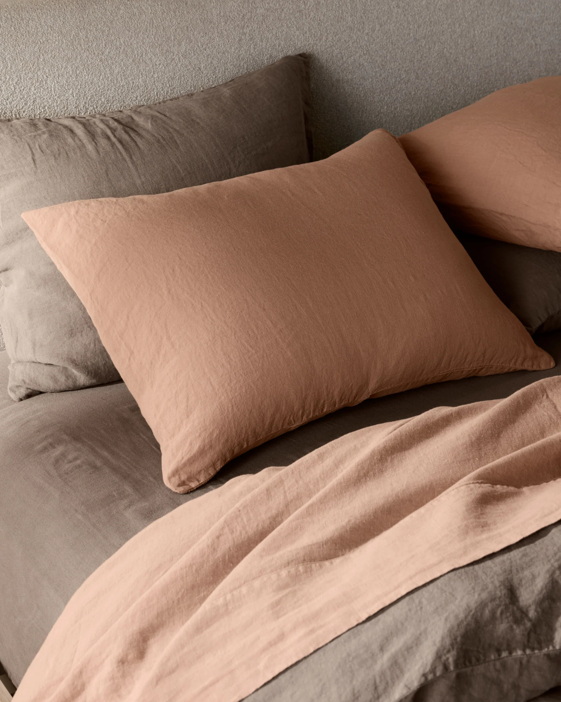 Linen Pillowcase Set (Adobe) - Image 2