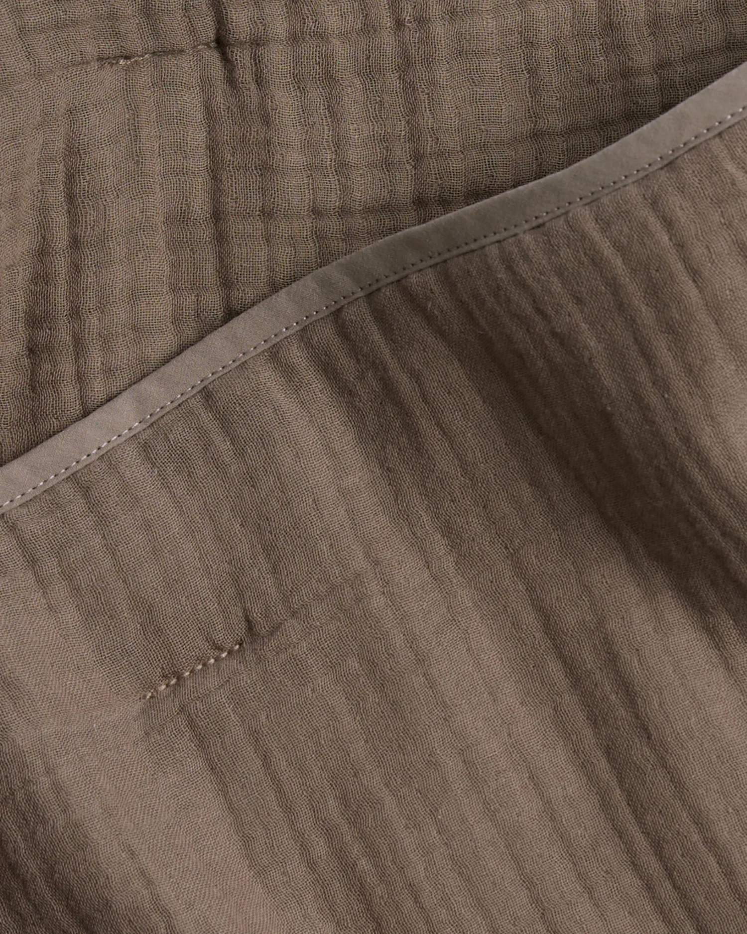 Organic Cloud Cotton Quilt (Warm Grey) - Image 3