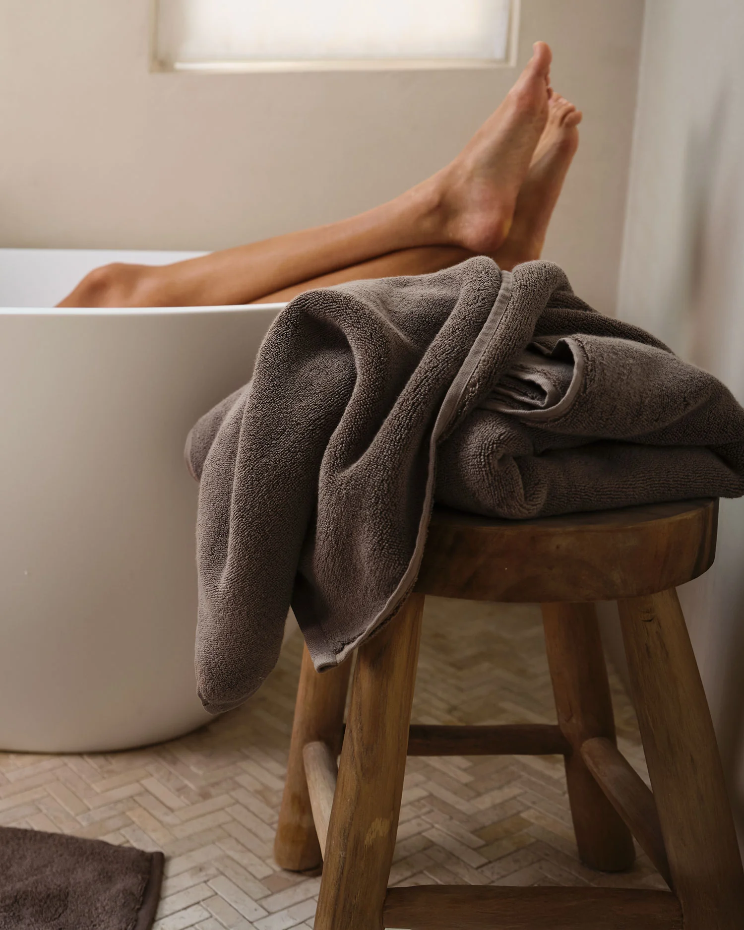 4+4 Organic Plush Bath Bundle - Warm Grey - Image 2