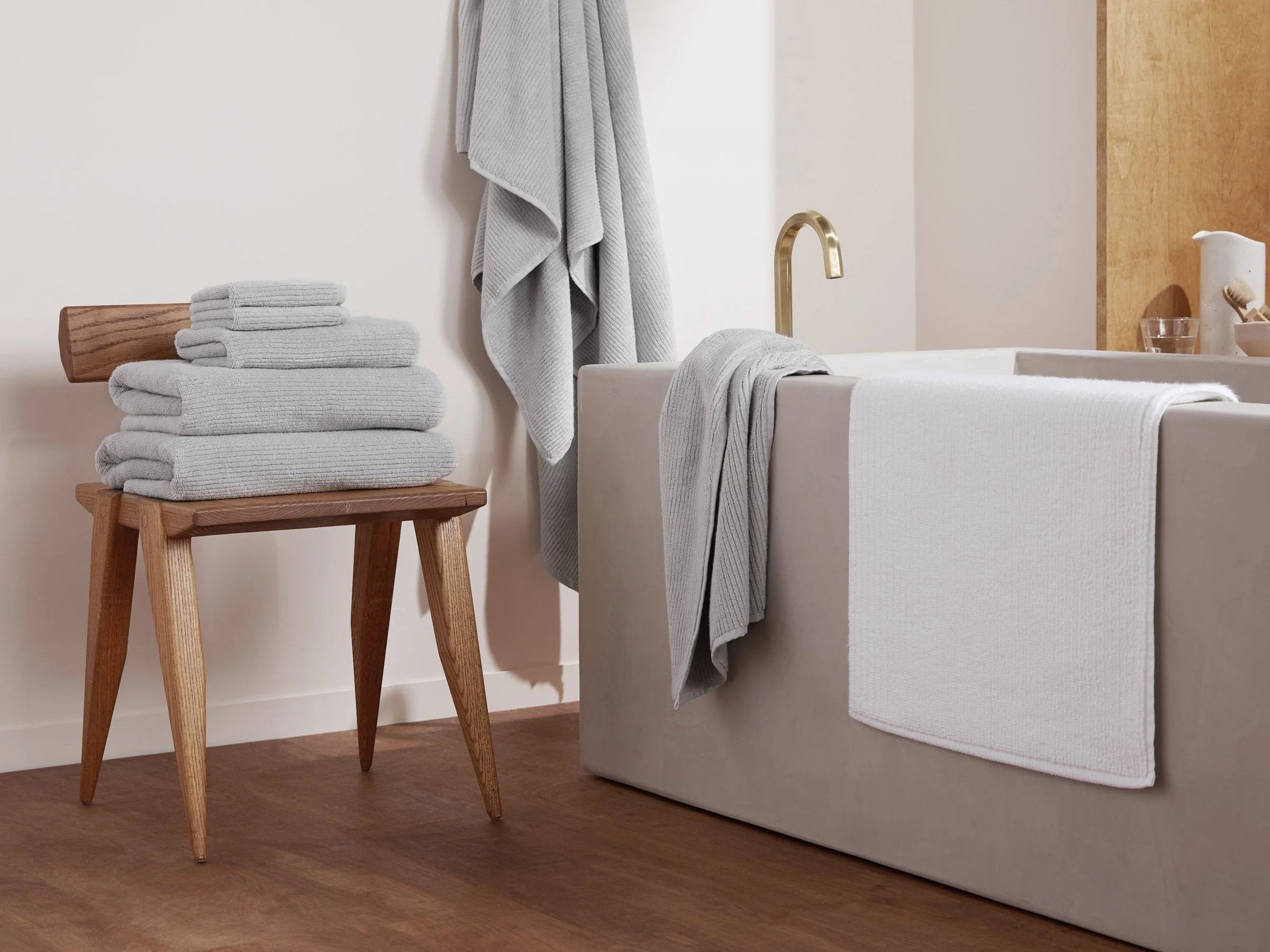 Soft Rib Tub Mat (White) - Image 4